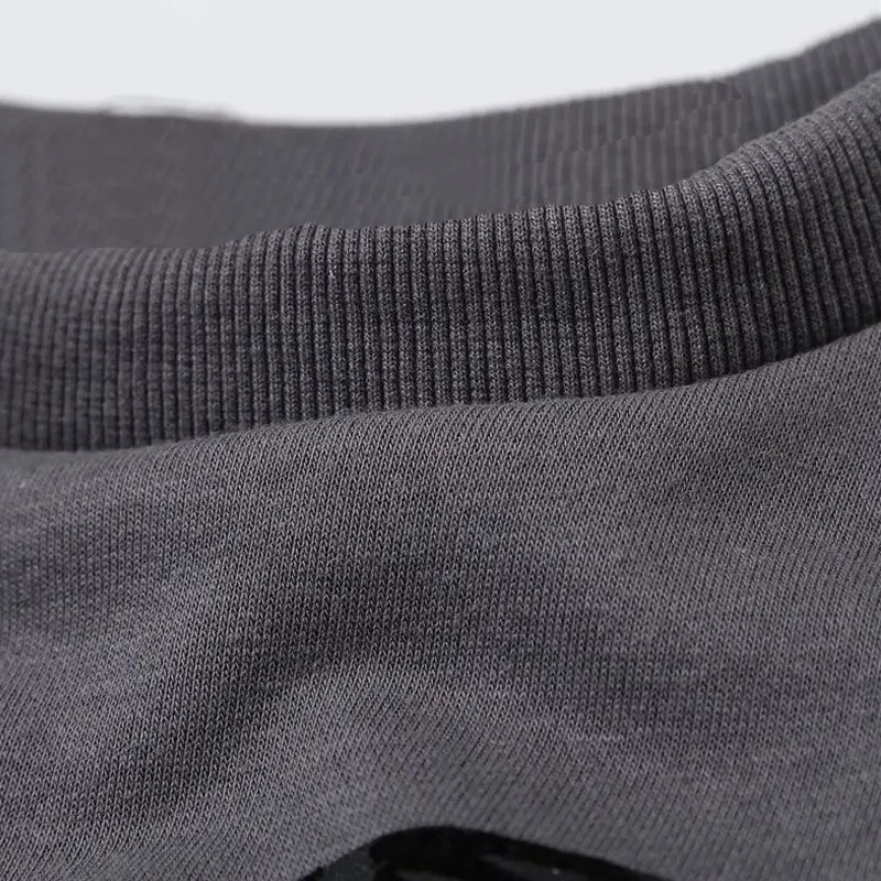 LOOSE CROPPED SWEATSHIRT