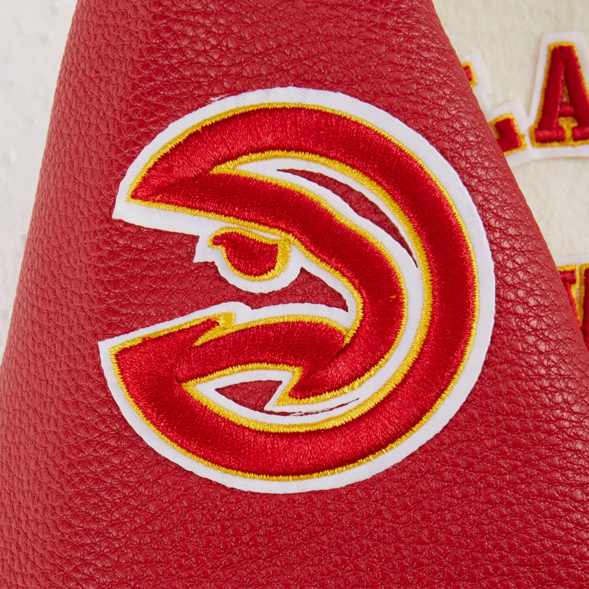 NBA ATLANTA HAWKS RETRO CLASSIC LITTLE BOYS RIB WOOL VARSITY JACKET (EGGSHELL/ RED)